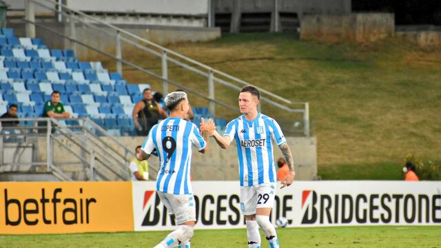 Racing se impone en Brasil y sigue con vida en la Copa Sudamericana.
