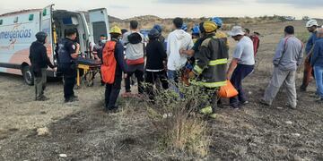 El rescate de un parapentista que cayó en la montaña en la zona de Dumesnil, en La Calera. (Policía de Córdoba)