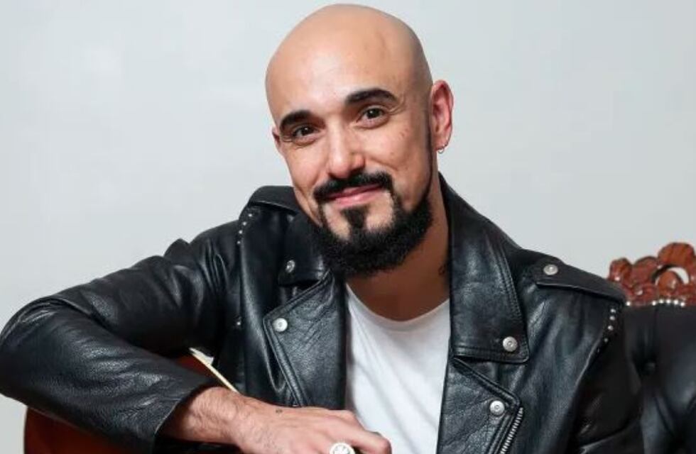 Abel Pintos recibió un especial reconocimiento en Diputados por su disco “Alta en el Cielo”