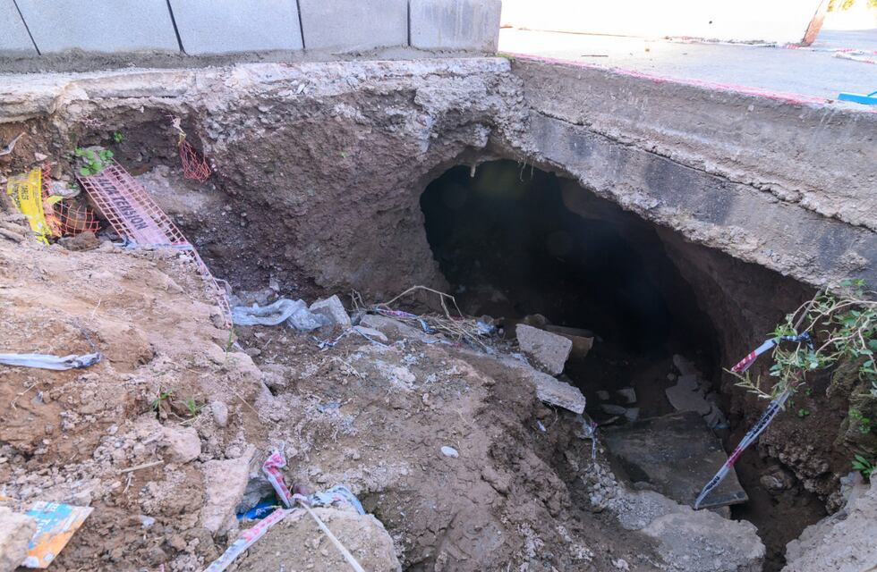 Por un impresionante pozo, cortes en avenida Vélez Sarsfield por 15 días