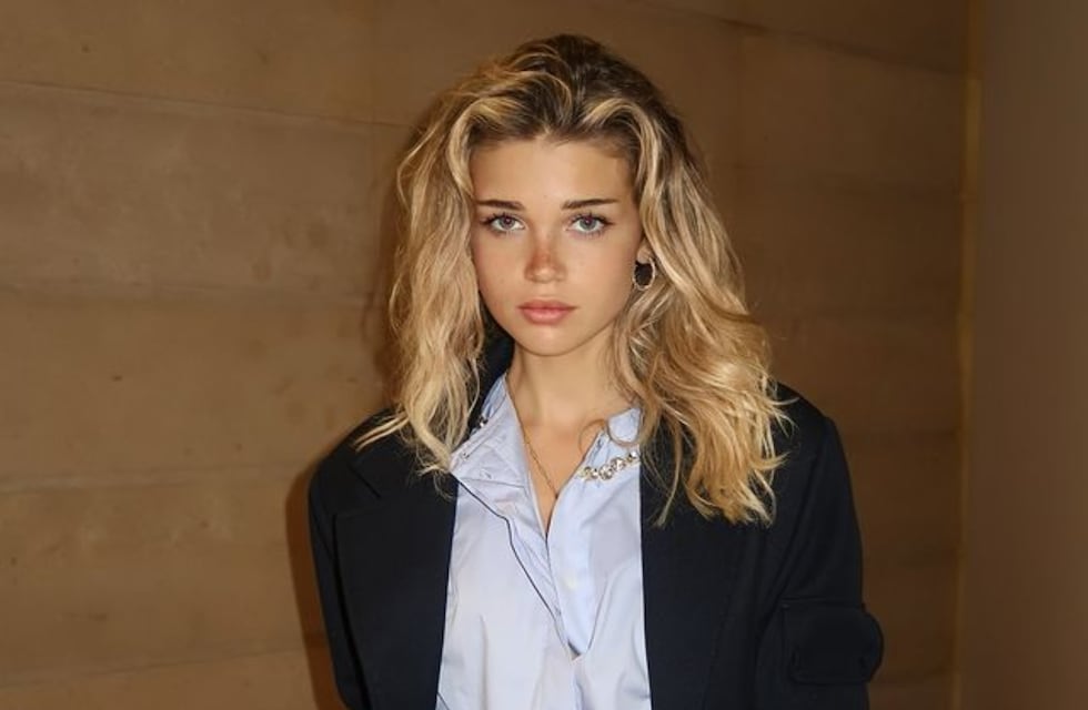 Estelle Ogilvy, la ex novia de Franco Colapinto, viajó a México y enamoró con su look vintage