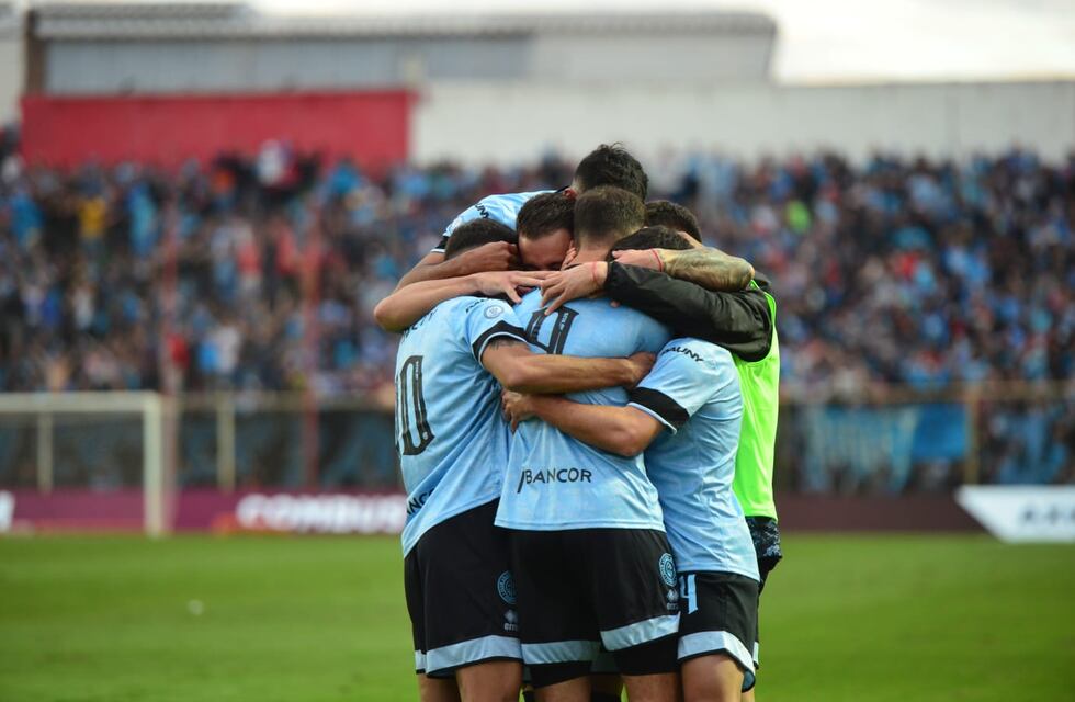 Belgrano le ganó al Estudiantes de Zielinski y fue fiesta celeste en Santa Fe