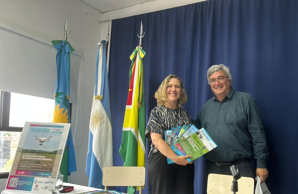 Tres Arroyos: se presentó la Revista MDA junto a la visita del ministro de Desarrollo Agrario, Javier Rodríguez