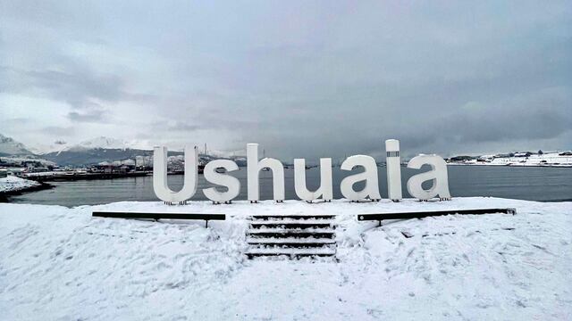 El famoso cartel de Ushuaia que da la bienvenida al "fin del mundo". (Foto: Agustina López)