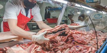 La Feria que continuará en el Centro Cultural Esther Fadul el sábado en el horario de 10 a 18 horas.