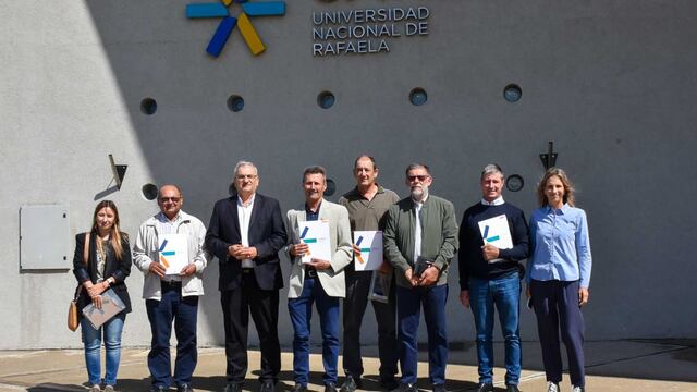 Firma de convenios entre comunas y la Universidad Nacional de Rafaela