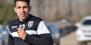 Leandro Ciccolini recién estará habilitado para jugar en la fecha 18 ante Agropecuario.