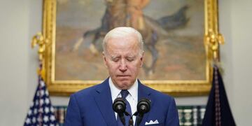 Joe Biden sufrió un accidente este sábado y golpeó su cabeza