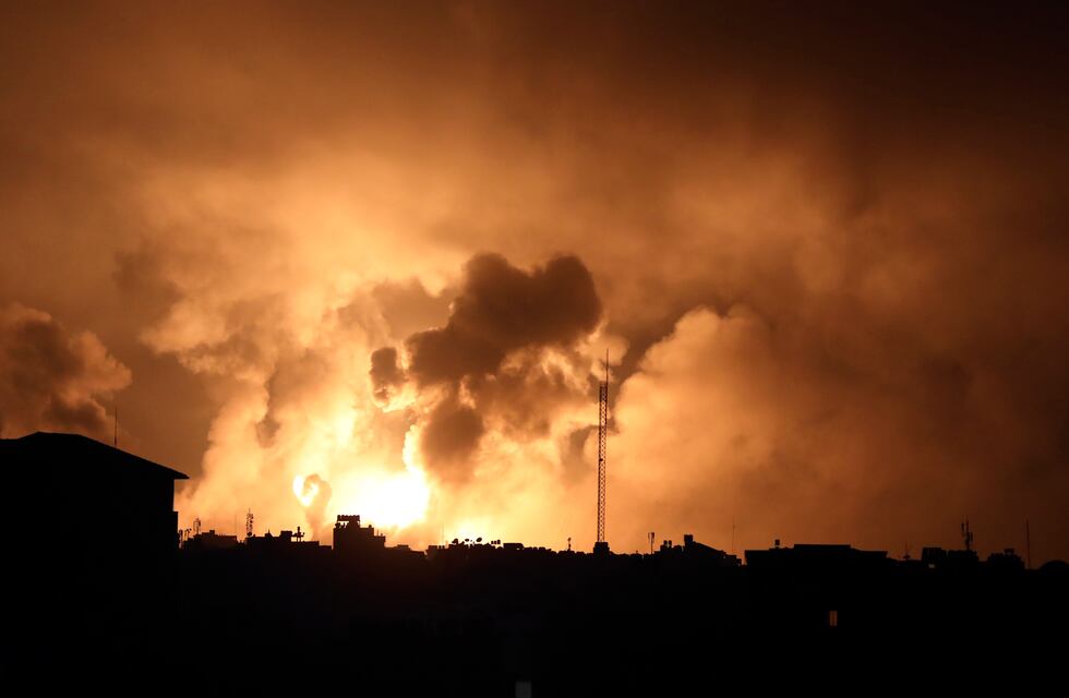 Sin piedad: los combates en las cercanías de los hospitales de Gaza se incrementan mientras temen que se conviertan en “morgues”