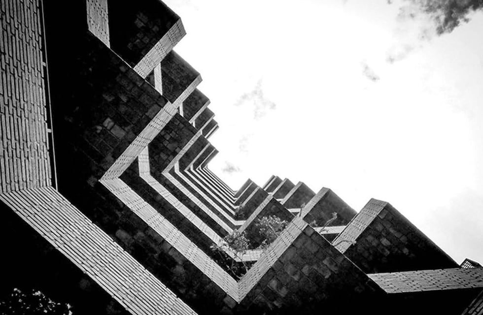 “¿Un edificio fantasma en Córdoba?”: la inusual infraestructura que se hizo viral en redes