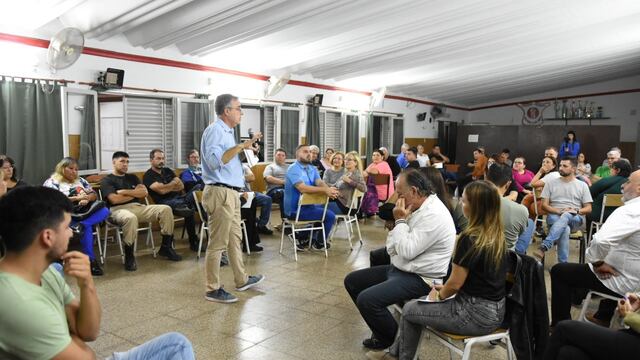 Luis Castellano encabezó un encuentro de trabajo en el marco de la campaña electoral