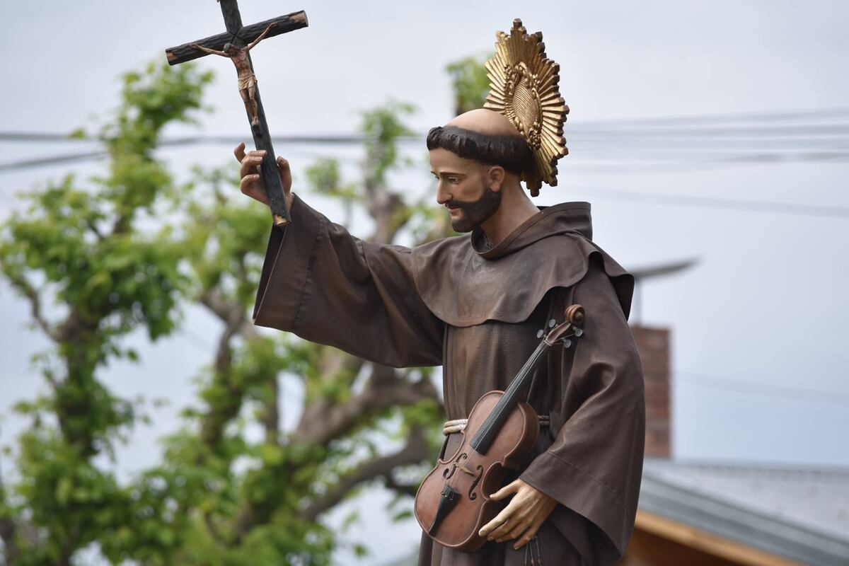 Tributo a san Francisco Solano, con la música y el canto de Tomás Lipán