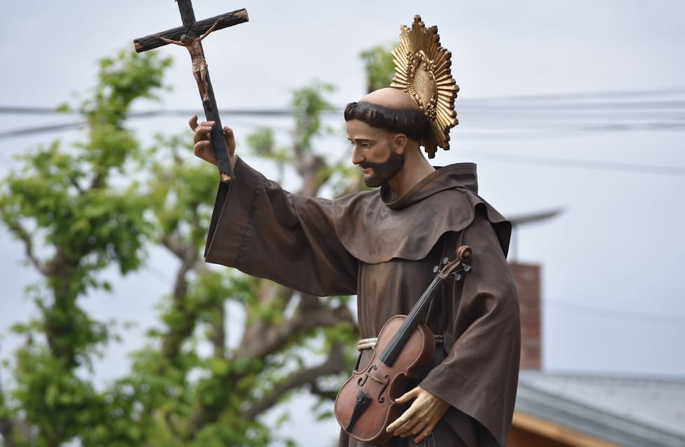 Tributo a san Francisco Solano, con la música y el canto de Tomás Lipán