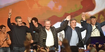 Paso 2023. Juan Schiaretti, candidato a presidente en el búnker de Hacemos Unidos por Nuestro País. (Javier Ferreyra / La Voz)