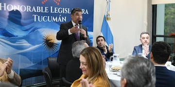 El vicegobernador Miguel Acevedo