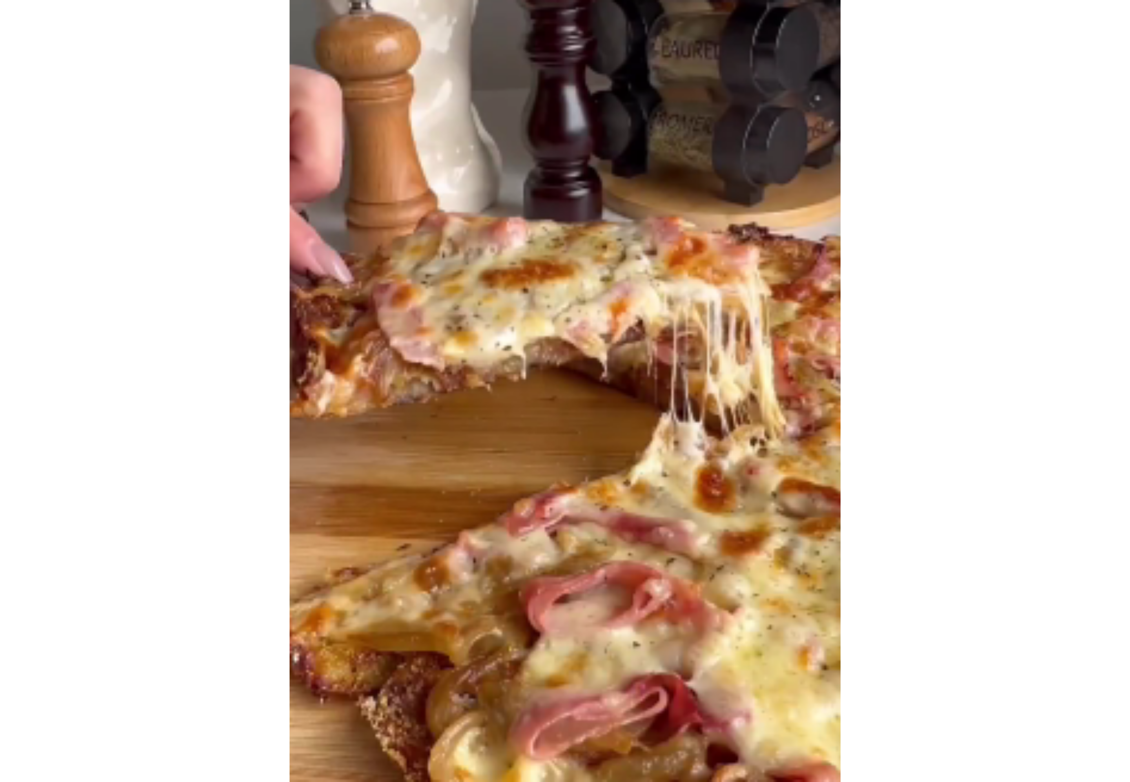 Esta pizza está lista en pocos minutos.