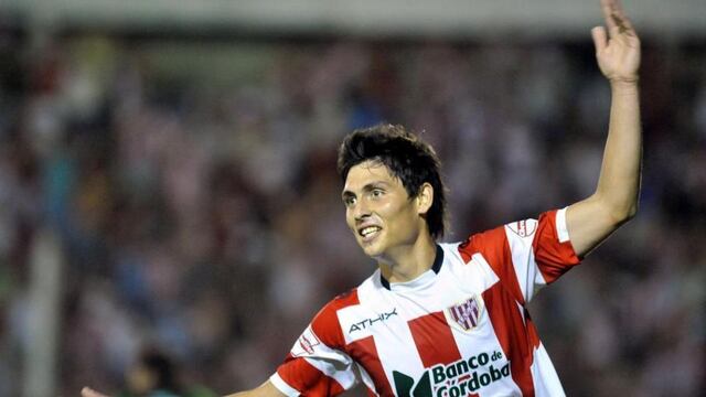 Alejandro Faurlín volvería a ponerse la casaca albirroja.