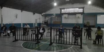 Vecinos presentes en la Audiencia Pública.