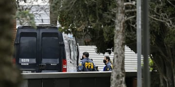 La Justicia rosarina ordenó la reconstrucción del relato de testigos e imputados en la causa sobre la muerte de Carlos "Bocacha" Orellano en el boliche Ming River House de La Fluvial. (@mauroyasprizza)