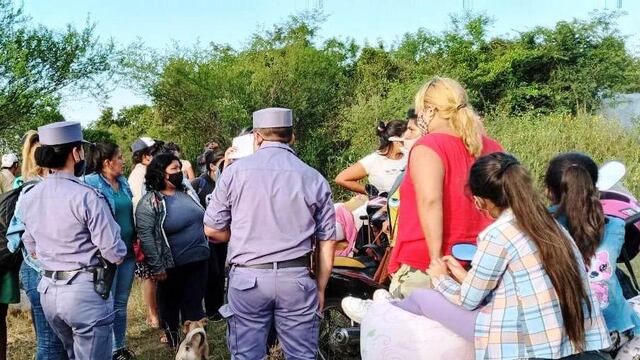 Otra polémica intervención de Comisarios exaltados, gritos y criaturas