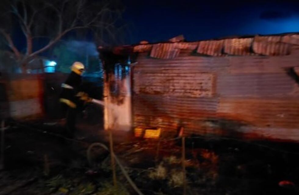 Se incendió una humilde vivienda en Bahía Blanca