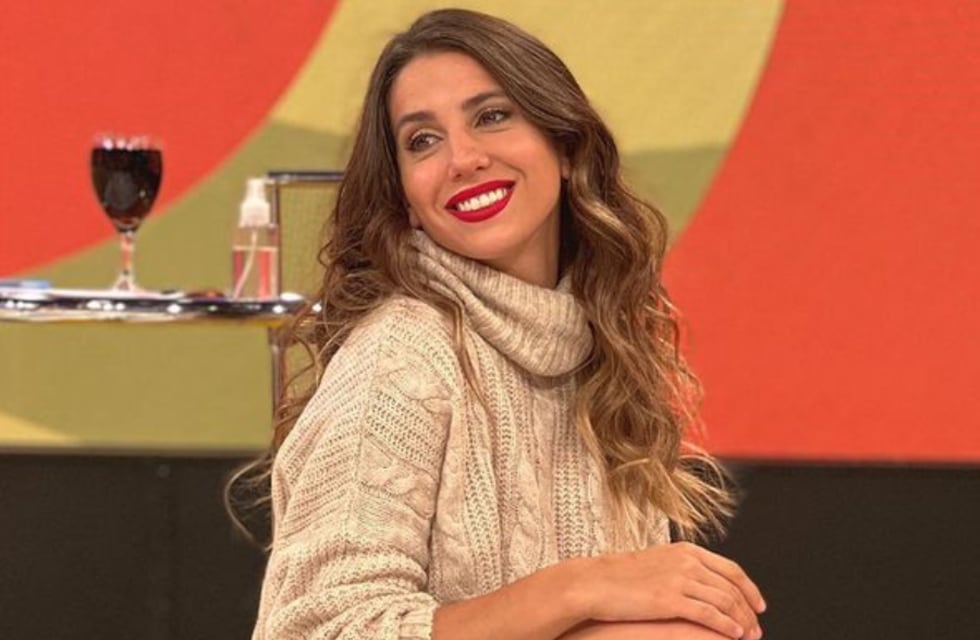 Cinthia Fernández encendió las redes con un body negro de cuero