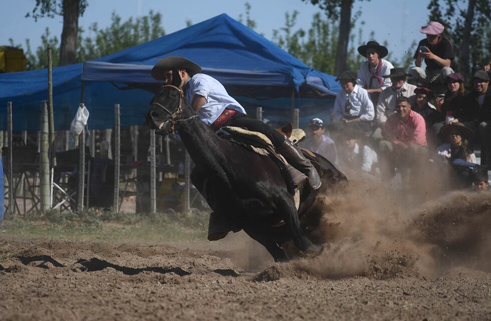 El 25 de mayo habrá un festival de destreza criolla en la ex FISNA