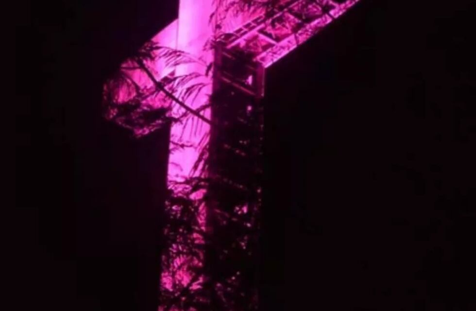 Santa Ana: concientización por el mes de la lucha contra el cáncer de mama en la localidad