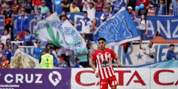 Golazo de Jonás Acevedo para poner arriba a Instituto ante Godoy Cruz. El Tomba lo emptó con otro gol bárbaro (Prensa Instituto).