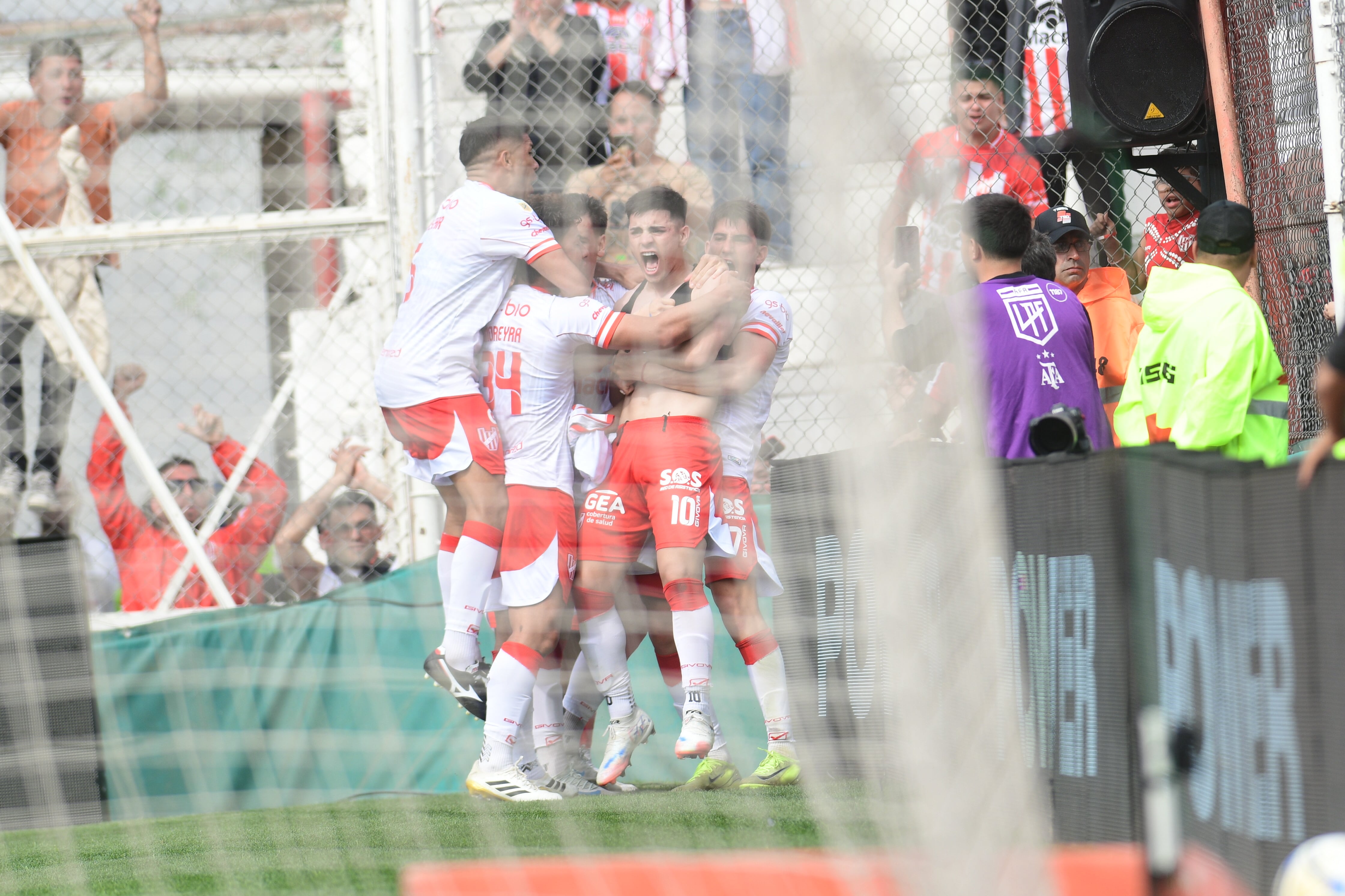 Instituto recibió a Argentinos Juniors por la octava fecha de la Liga Profesional 2025. (Ramiro Pereyra / La Voz)