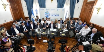 Respondió en conferencia de prensa sobre un documento preliminar del Banco Macro, UIF y Procelac