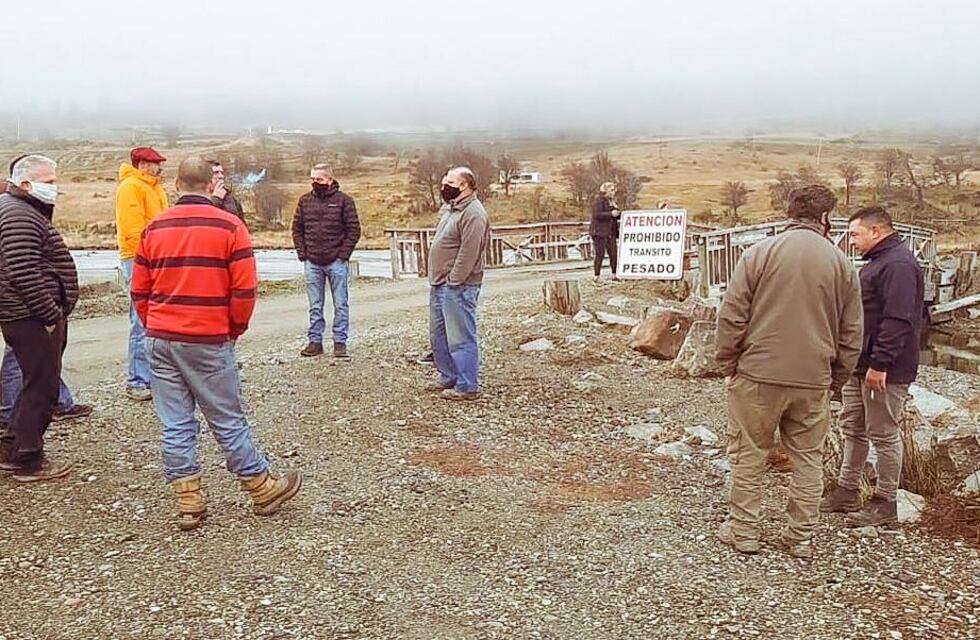 El presidente de vialidad y empresas constructoras  realizaron la visita de obra en la ruta n° 1 de Tolhuin