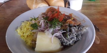En Jujuy, la cocina tradicional mantiene viva la gastronomía regional andina, con su valiosa herencia de ingredientes, sabores y colores.