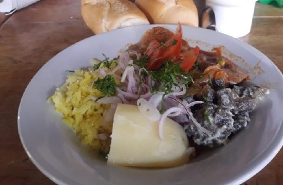 Un picante de pollo va por la consagración de la gastronomía jujeña en CABA