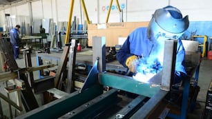 El INDEC dice que los salarios  perdieron contra la inflación en marzo. Foto: La Voz