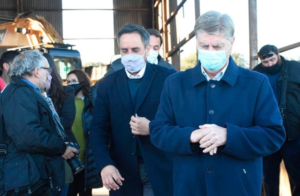 Cabandié visitó La Pampa y entregó maquinaria para la gestión de los residuos