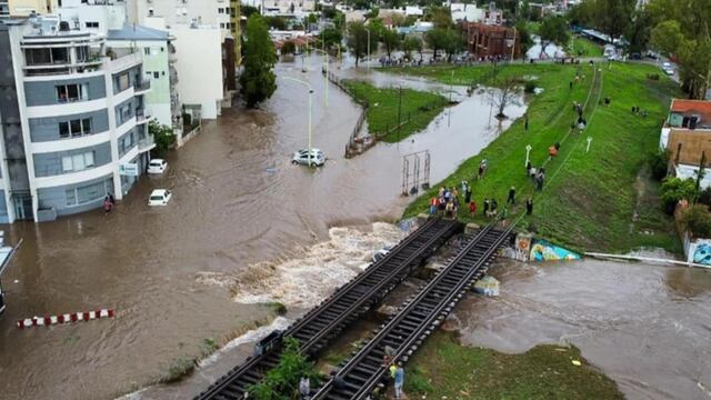 Crean un fondo para ayudar a familias bahienses afectadas por las inundaciones del 7 de marzo.