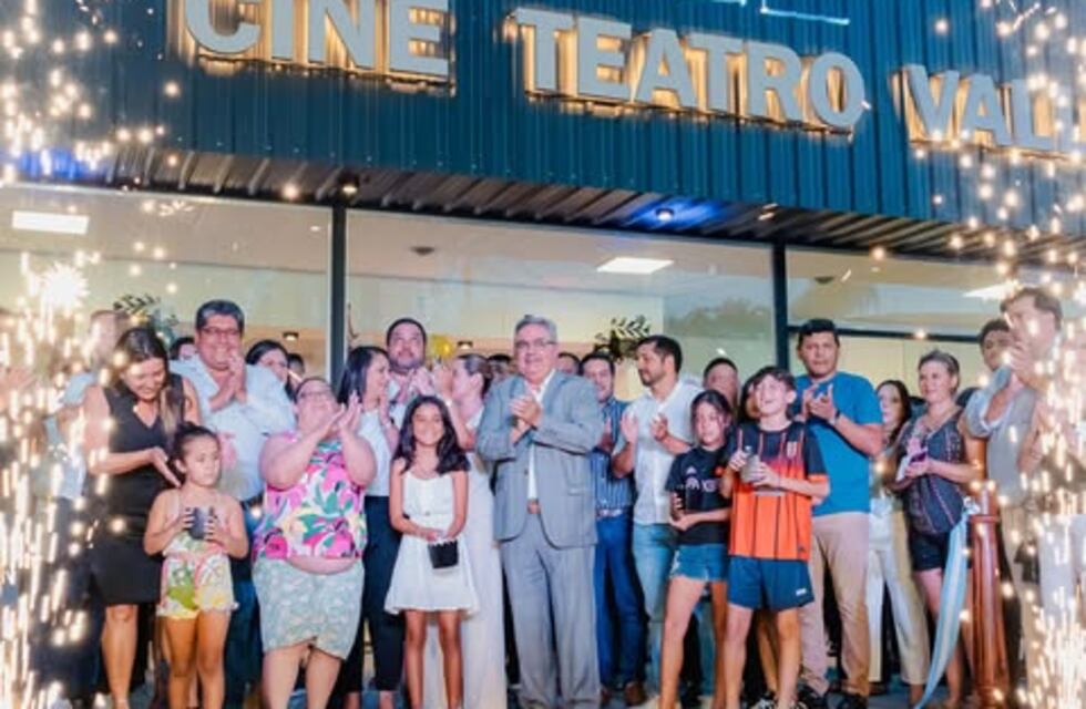 Valle Viejo inaugura un flamante Cine Teatro