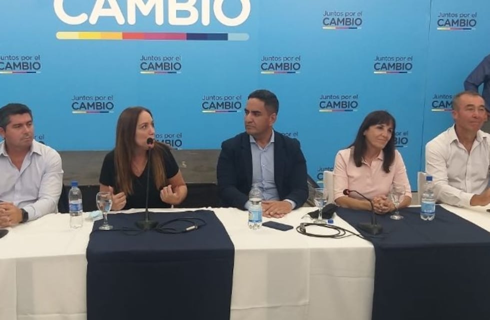María Eugenia Vidal brindó una conferencia de prensa junto a referentes sanjuaninos de Juntos por el Cambio