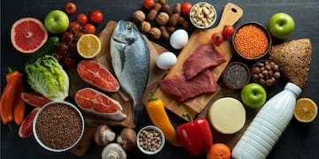 Qué alimentos no deben lavarse, según los profesionales.