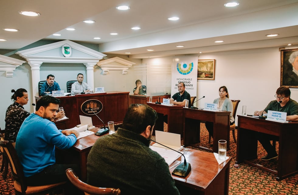 Puerto Iguazú: capacitan a concejales sobre la implementación del Digesto Jurídico Municipal