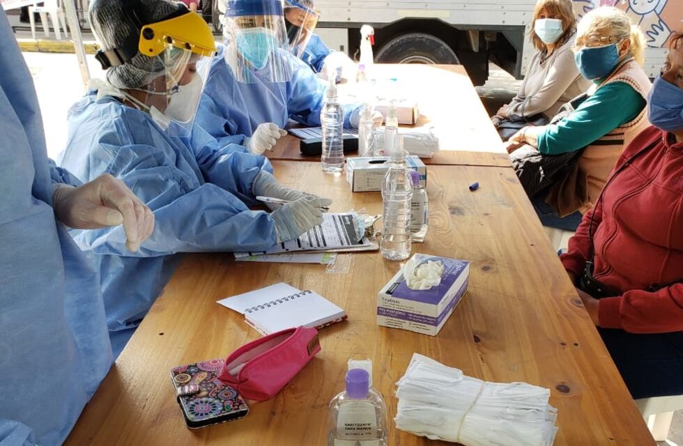 Santa Fe sumó 806 casos nuevos de coronavirus y un fallecimiento