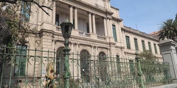 El muchacho salía de clases cuando fue abordado por dos "motochorros". (LaVoz/Archivo).