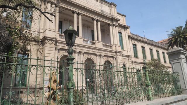 El muchacho salía de clases cuando fue abordado por dos "motochorros". (LaVoz/Archivo).