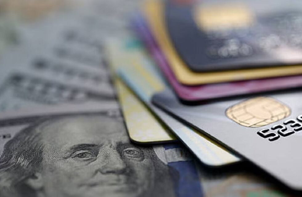 Bloquearán las cuentas bancarias en dólares de quienes no cumplan estos 5 requisitos