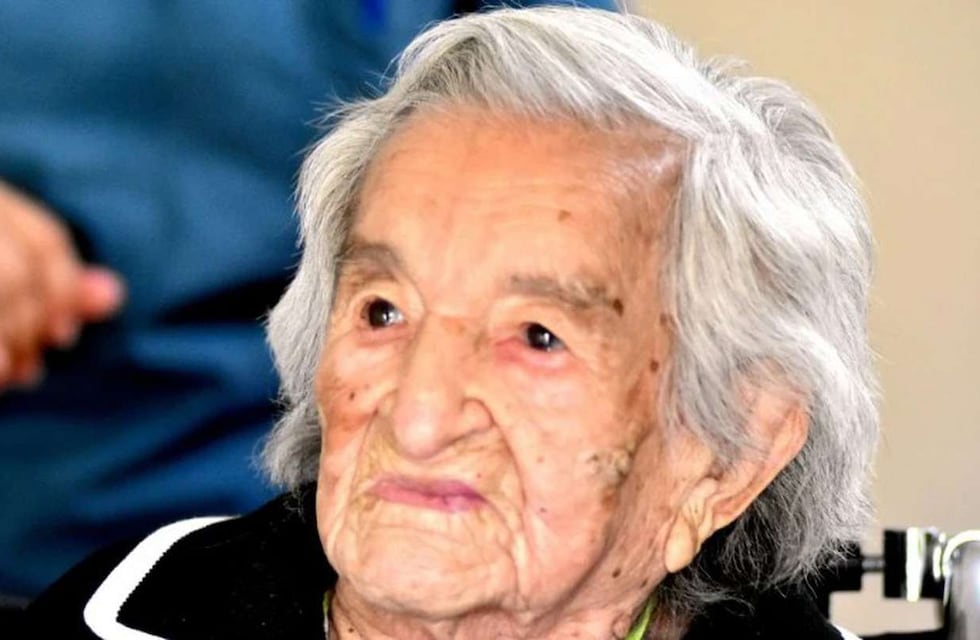 Una abuela de 113 años venció al coronavirus y ahora recibió su vacuna en Mar del Plata