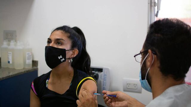En la provincia ya hay 2.208.057 personas que recibieron el refuerzo de la vacuna contra el COVID-19.