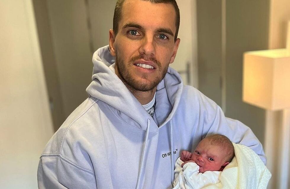 Ternura en Rosario Central: la hija de Giovani Lo Celso ya es socia con carné