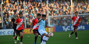 Maximiliano Comba reemplazó en el primer tiempo a Fabián Bordagaray y marcó el gol de la victoria de Belgrano frente a Maipú en el Gigante.
