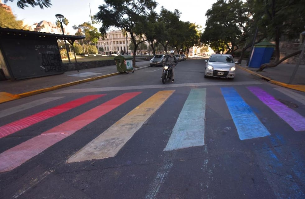 En el día del Orgullo LGTBI, elevan un proyecto para una Ley de Antidiscriminación en Córdoba